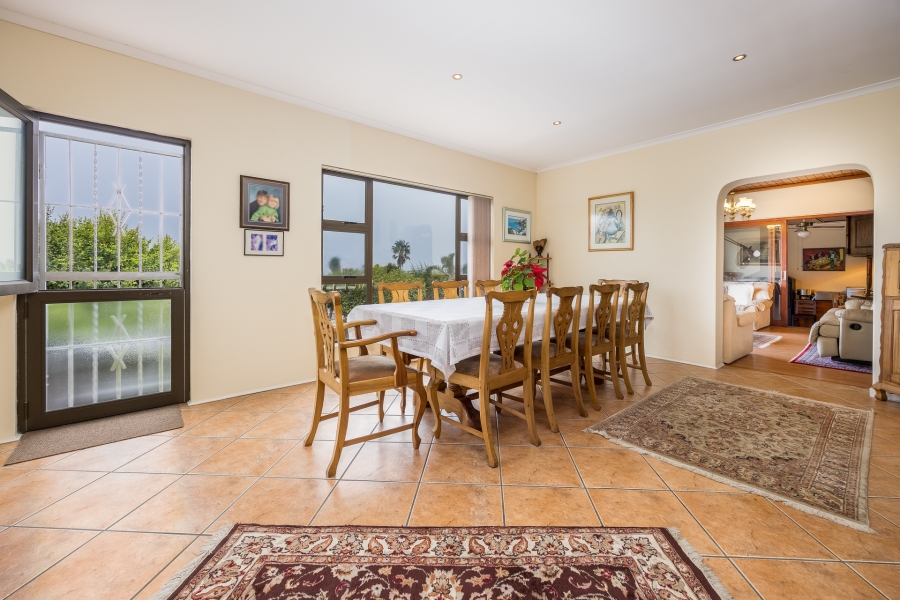 4 Bedroom Property for Sale in Kenridge Western Cape